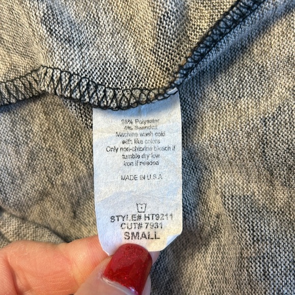 Women’s long sleeves leopard tunic size small. - Picture 4 of 4